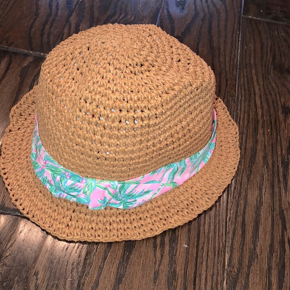 Lilly Pulitzer straw hat with pink ribbon